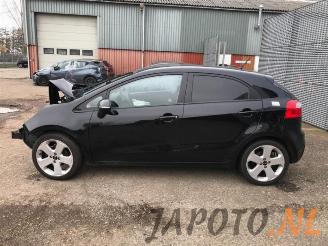 Kia Rio Rio III (UB), Hatchback, 2011 / 2017 1.2 CVVT 16V picture 2