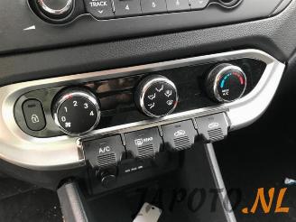 Kia Rio Rio III (UB), Hatchback, 2011 / 2017 1.2 CVVT 16V picture 14