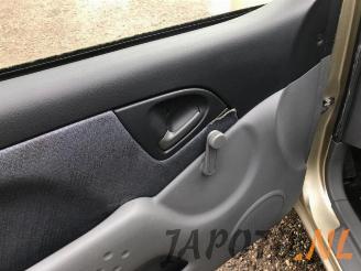 Toyota Yaris-verso Yaris Verso (P2), MPV, 1999 / 2005 1.3 16V picture 10