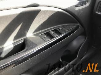 Mitsubishi Space-star Space Star (A0), Hatchback, 2012 1.2 12V picture 13