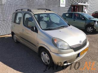 Toyota Yaris-verso Yaris Verso (P2), MPV, 1999 / 2005 1.5 16V picture 6