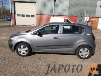 Chevrolet Aveo Aveo (300), Hatchback, 2006 / 2015 1.3 D 16V picture 2