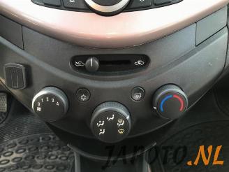 Chevrolet Spark Spark (M300), Hatchback, 2010 1.2 16V picture 14