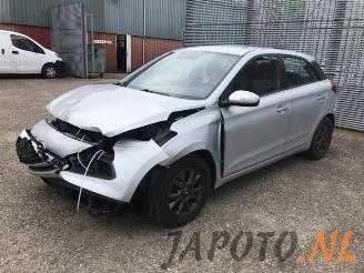 Auto da rottamare Hyundai I-20 i20 (GBB), Hatchback, 2014 / 2020 1.0 T-GDI 100 12V 2018/2