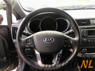 Kia Rio Rio III (UB), Hatchback, 2011 / 2017 1.2 CVVT 16V picture 15