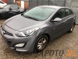 Hyundai I-30 i30 (GDHB5), Hatchback, 2011 1.6 CRDi 16V VGT picture 1