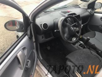 Toyota Aygo Aygo (B10), Hatchback, 2005 / 2014 1.0 12V VVT-i picture 8