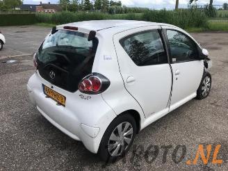 Toyota Aygo Aygo (B10), Hatchback, 2005 / 2014 1.0 12V VVT-i picture 4