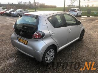 Toyota Aygo Aygo (B10), Hatchback, 2005 / 2014 1.0 12V VVT-i picture 5