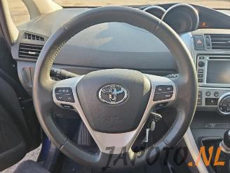 Toyota Verso Verso, MPV, 2009 / 2018 1.6 16V VVT-i picture 11