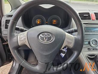 Toyota Auris Auris (E15), Hatchback, 2006 / 2012 1.6 Dual VVT-i 16V picture 11