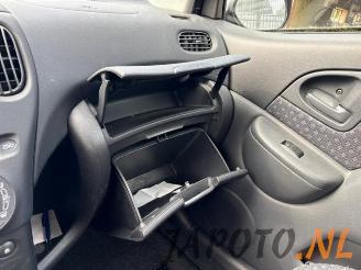 Toyota Yaris-verso Yaris Verso (P2), MPV, 1999 / 2005 1.3 16V picture 10