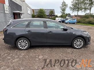 Kia Cee d Ceed Sportswagon (CDF), Combi 5-drs, 2018 1.0i T-GDi 12V picture 6