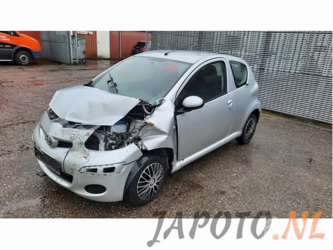 Toyota Aygo Aygo (B10), Hatchback, 2005 / 2014 1.0 12V VVT-i