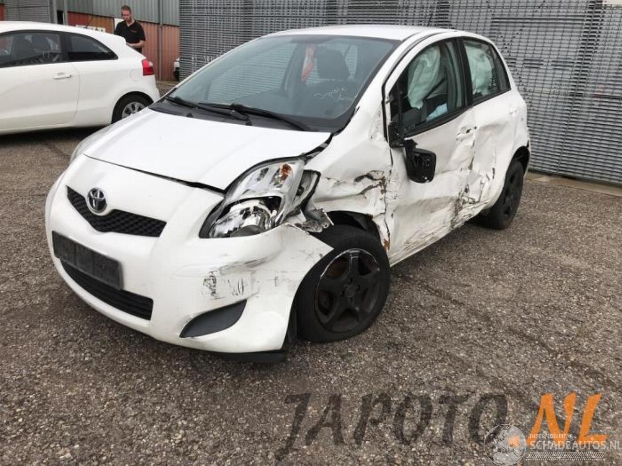 Toyota Yaris Yaris II (P9), Hatchback, 2005 / 2014 1.33 16V Dual VVT-I