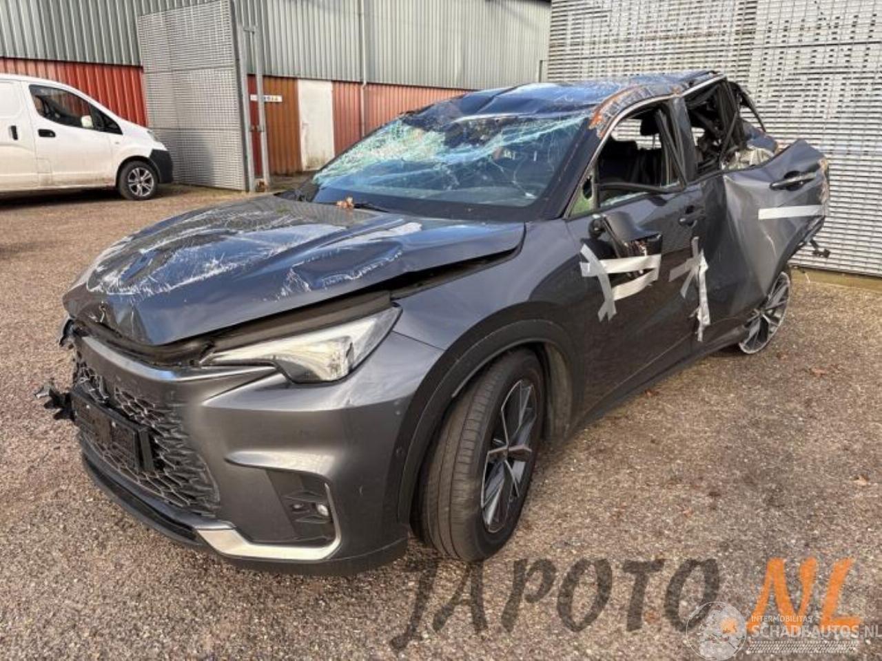 Lexus LBX LBX, SUV, 2023 1.5 Hybrid 2WD