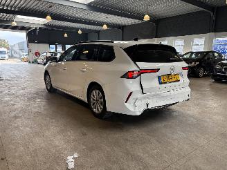 Opel Astra Sports Tourer 1.2 Turbo BTW! NAP! picture 3