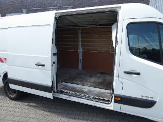 Renault Master T35 2.3 dCi L4H3DLHD picture 6