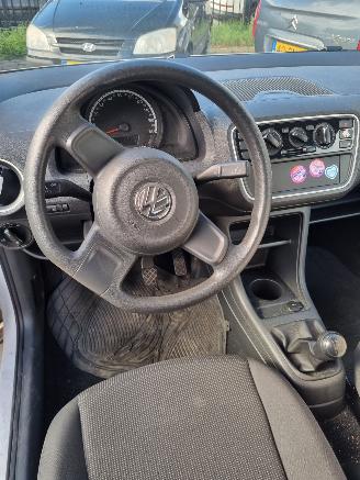 Volkswagen Up! !(121) Hatchback 1.0 (CHYA) 44 KW (5-BAK) picture 8