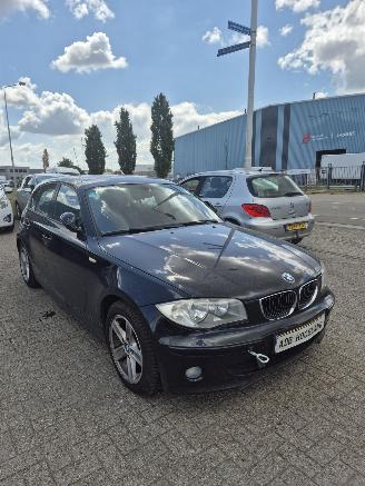 BMW 1-serie (E87/87N) Hatchback 5-drs 118i 16V (N46-B20) [95kW] 5-BAK picture 2