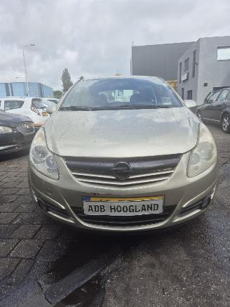Uttjänta bilar auto Opel Corsa D Hatchback 1.4 16V Twinport (Z14XEP(Euro 4)) [66kW] 2008/1
