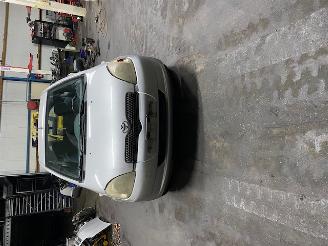 Démontage voiture Toyota Yaris (P1) Hatchback 1.3 16V VVT-i (2NZFE) [63kW] 5-BAK 2000/1