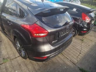 Ford Focus  picture 4