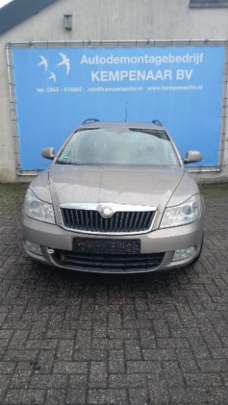 Skoda Octavia Octavia Combi (1Z5) Combi 5-drs 1.2 TSI (CBZB) [77kW]  (02-2010/04-201=
3) picture 1
