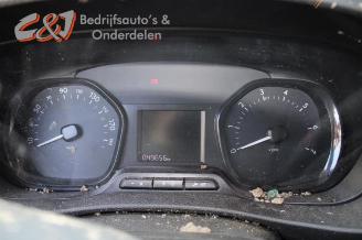 Peugeot Expert Expert (VA/VB/VE/VF/VY), Van, 2016 2.0 Blue HDi 120 16V picture 14