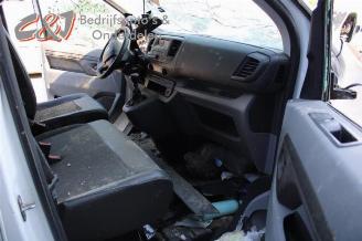 Peugeot Expert Expert (VA/VB/VE/VF/VY), Van, 2016 2.0 Blue HDi 120 16V picture 9