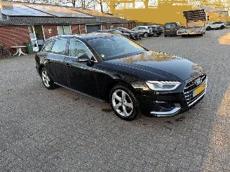 Schadeauto Audi A4 Avant 40 TFSI 2020/4