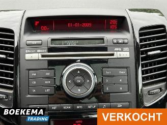 Kia Venga 1.6 CVVT X-ecutive Aut. Glazen dak Climate Cruise PDC picture 21