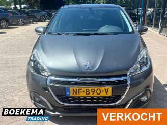 Peugeot 208 1.2 PureTech Allure Navigatie Airco Cruise PDC picture 5