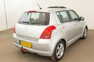 Suzuki Swift 1.3 Shogun picture 4