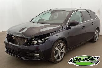 skadebil auto Peugeot 308 1.2 PureTech 76.699 km 2019/2