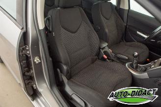 Peugeot 308 SW 1.6 THP XT Clima Pano picture 20