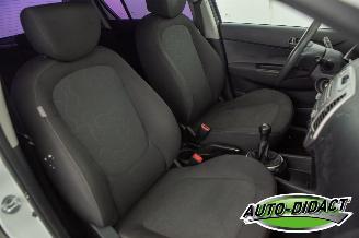 Hyundai I-20 1.2i i-Motion Airco picture 16