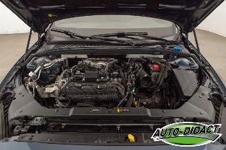 Volvo V-60 2.0 B4 Motor schade Autom Clima Navi Leder R-Design picture 32