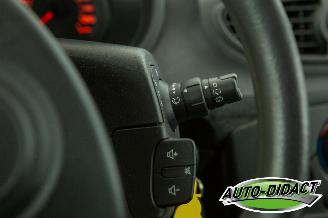 Renault Clio 1.2-16V Airco Expression picture 13