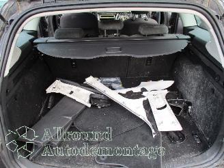 Ford Focus Focus 3 Wagon Combi 1.0 Ti-VCT EcoBoost 12V 125 (M1DD) [92kW]  (02-201=
2/05-2018) picture 10