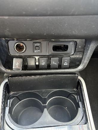 Mitsubishi Outlander 2.4 PHEV S-Edition picture 20