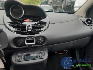 Renault Twingo Twingo II (CN), Hatchback 3-drs, 2007 / 2014 1.2 16V picture 17