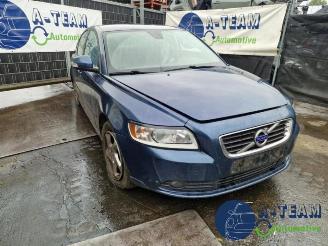 Vrakbiler auto Volvo S-40 S40 (MS), Sedan, 2004 / 2012 2.0 16V 2010/7
