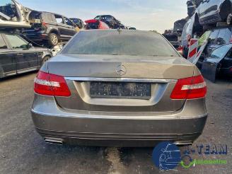 Uttjänta bilar auto Mercedes E-klasse E (W212), Sedan, 2009 / 2016 E-550 5.5 V8 32V 4-Matic 2010/12