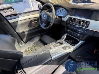 BMW 5-serie 5 serie (F10), Sedan, 2009 / 2016 530i 24V picture 15
