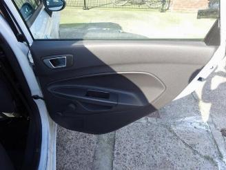 Ford Fiesta  picture 19