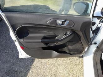 Ford Fiesta  picture 16