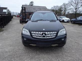 demontáž osobní automobily Mercedes ML ML II (164/4JG), SUV, 2005 / 2011 3.0 ML-320 CDI 4-Matic V6 24V 2007/8