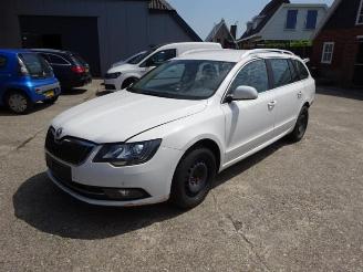 Skoda Superb Superb Combi (3TAC/TAF), Combi, 2009 / 2015 1.6 TDI picture 2