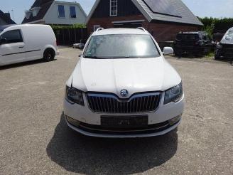 Uttjänta bilar auto Skoda Superb Superb Combi (3TAC/TAF), Combi, 2009 / 2015 1.6 TDI 2014/1